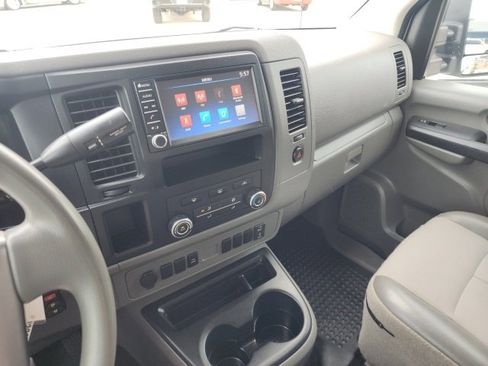 Used 2020 Nissan NV 3500 S image 24