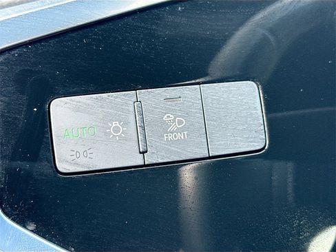 Used 2023 Audi Q3 2.0T Premium Plus w/ Premium Plus Package image 11