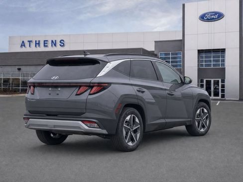 Used 2025 Hyundai Tucson SEL FWD image 3