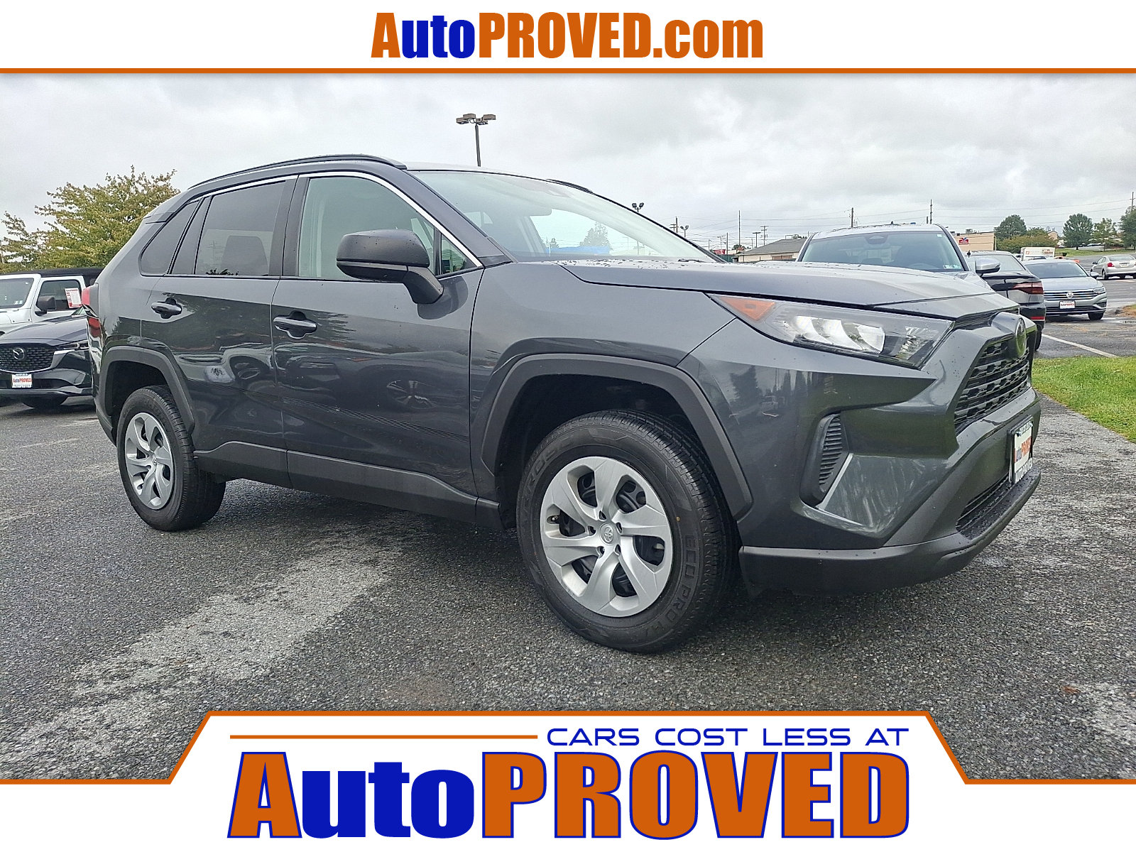 Used 2021 Toyota RAV4 LE AWD/4WD image 1