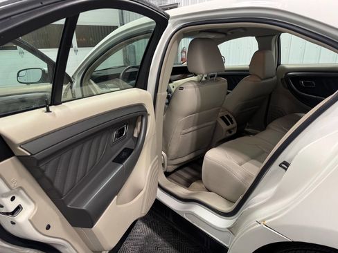 Used 2012 Ford Taurus SEL image 8