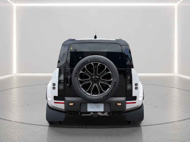 New 2026 Land Rover Defender 110 OCTA AWD/4WD image 23