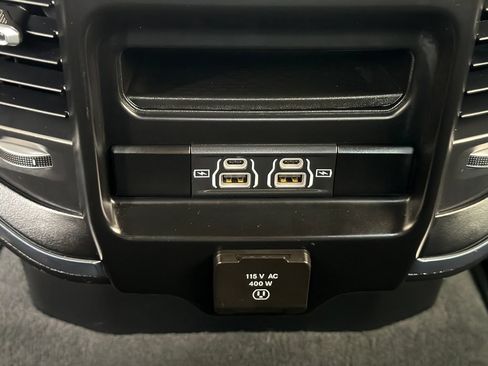 Used 2024 RAM 1500 Laramie RWD image 33