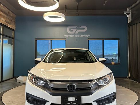 Used 2018 Honda Civic EX-T image 8