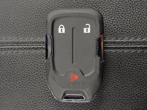 Used 2020 GMC Terrain SLE FWD image 32