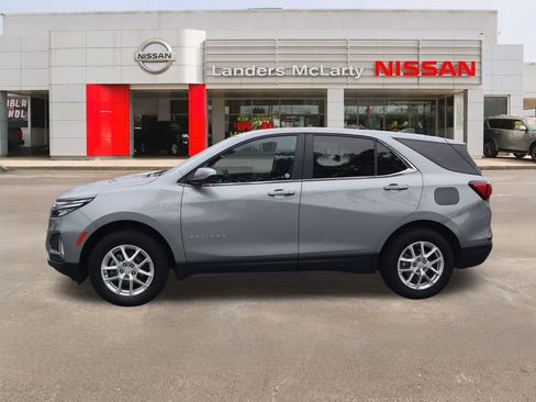 Used 2024 Chevrolet Equinox LT image 6