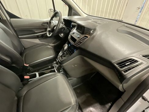 Used 2023 Ford Transit Connect XL image 14