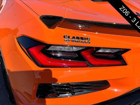 Used 2023 Chevrolet Corvette Z06 RWD image 20