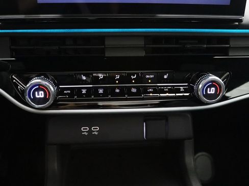 Used 2024 Honda Prologue Touring image 22
