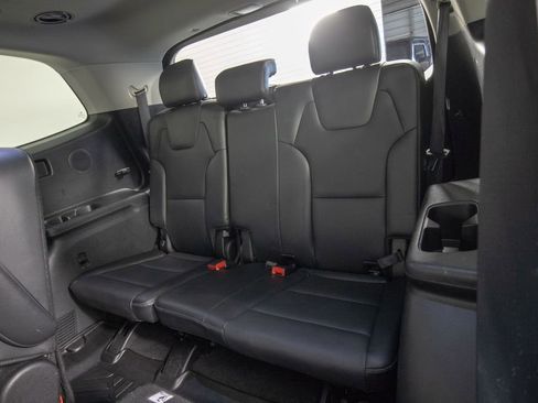 Used 2021 Kia Telluride SX w/ Towing Package FWD image 12