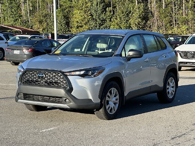 Used 2022 Toyota Corolla Cross L FWD image 4