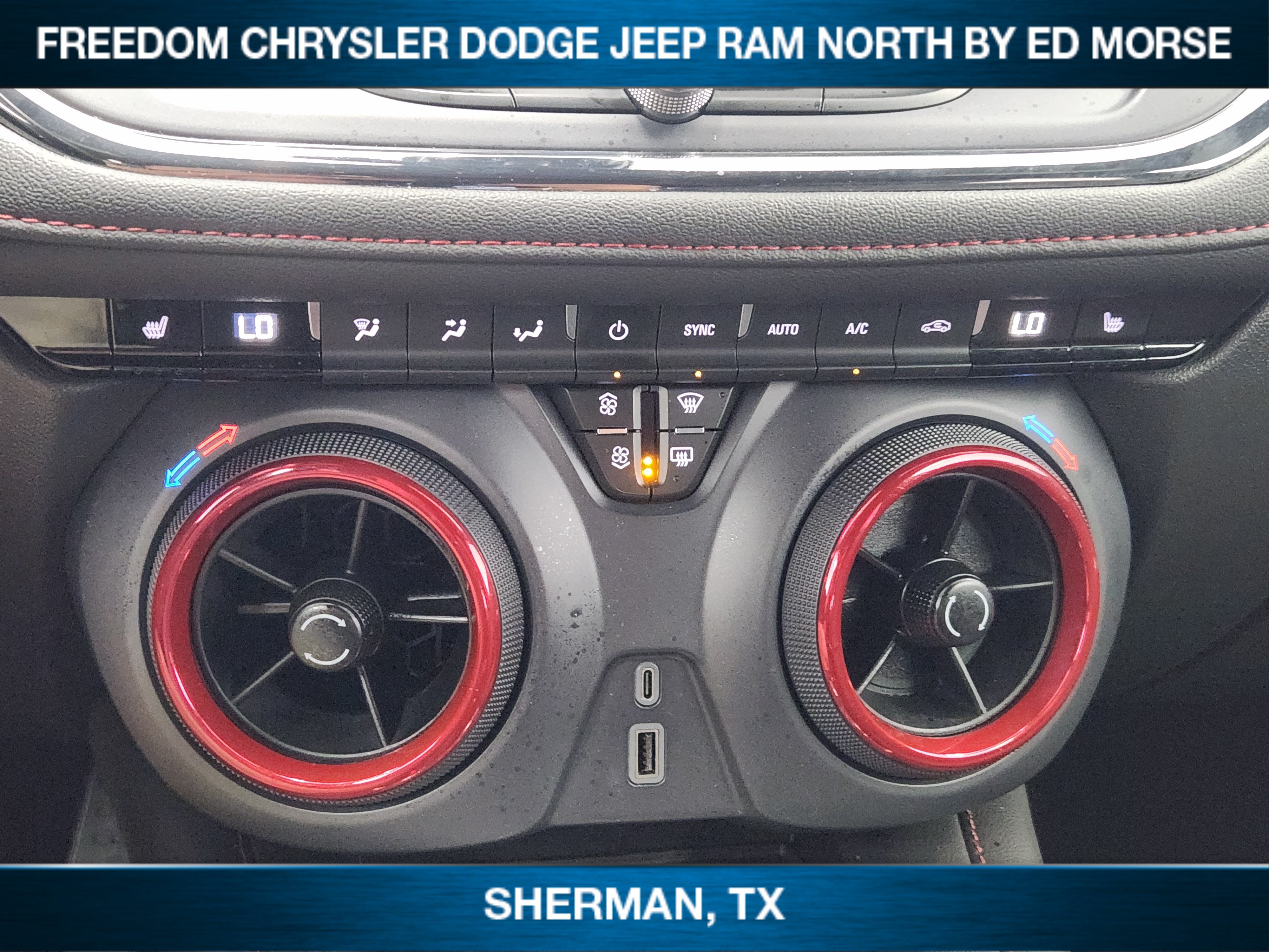 Used 2025 Chevrolet Blazer RS FWD image 13