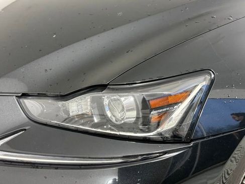 Used 2019 Lexus IS 350 F Sport w/ F Sport Package RWD image 10