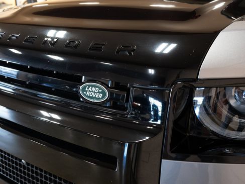 Used 2024 Land Rover Defender 110 X AWD/4WD image 20