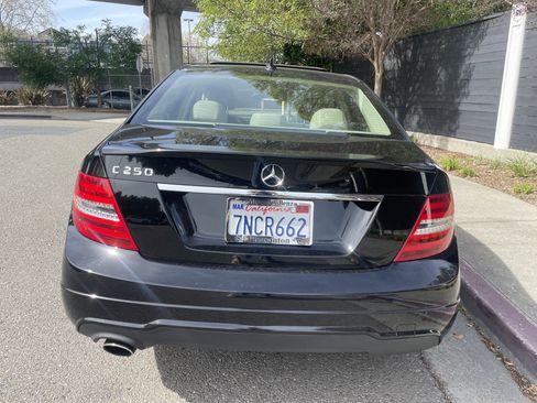 Used 2014 Mercedes-Benz C 250 Sedan image 8