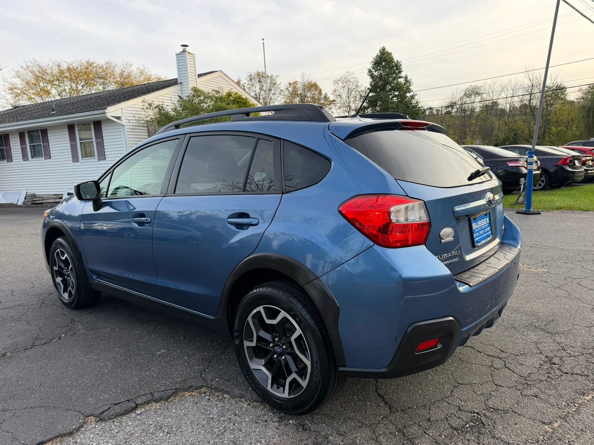 Used 2016 Subaru Crosstrek 2.0i Premium AWD/4WD image 4