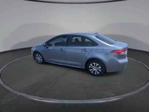 Certified 2021 Toyota Corolla LE w/ Carpet Mat Package (TMS) FWD image 6