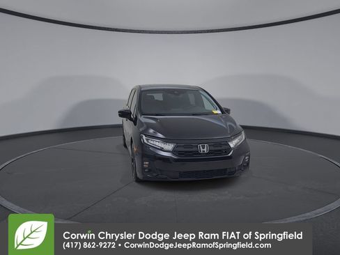 Used 2025 Honda Odyssey Sport-L image 4