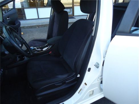 Used 2016 Nissan Leaf SV w/ Premium Package FWD image 11