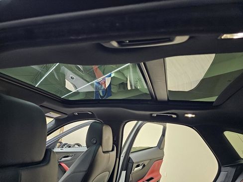 Used 2018 Jaguar F-PACE R-Sport AWD/4WD image 38