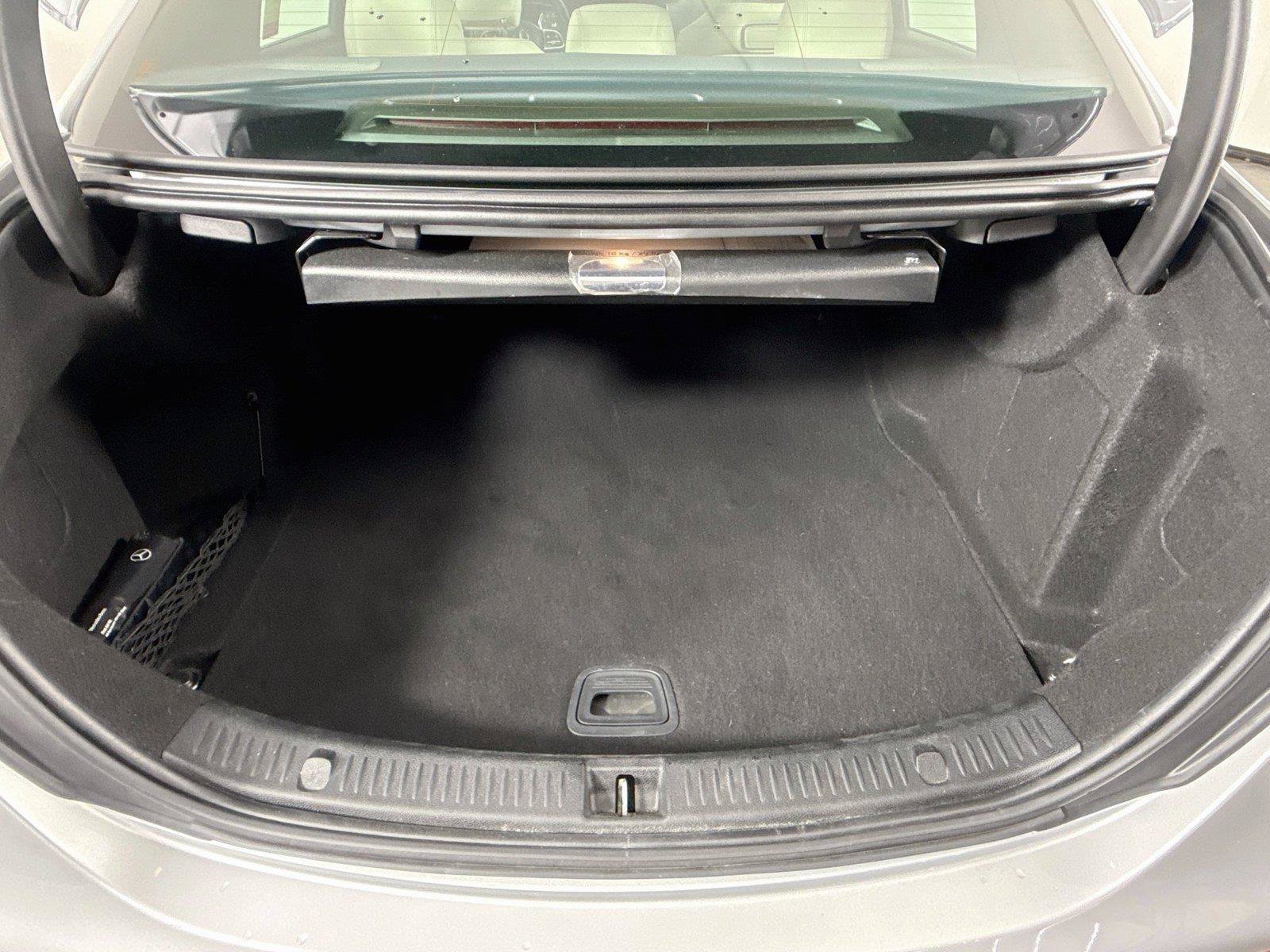 Used 2019 Mercedes-Benz E 300 image 42