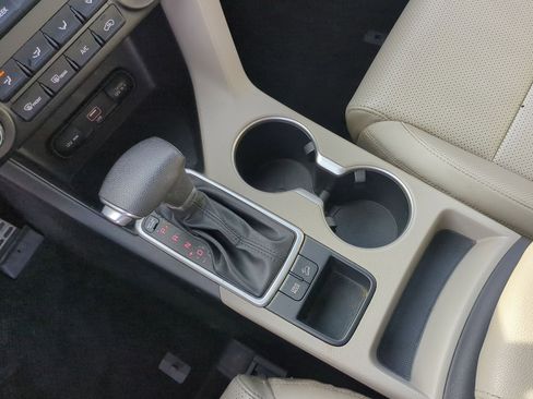 Used 2020 Kia Sportage S image 17