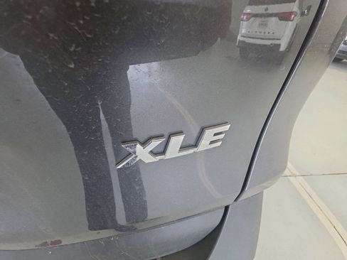 Used 2025 Toyota RAV4 XLE FWD image 7