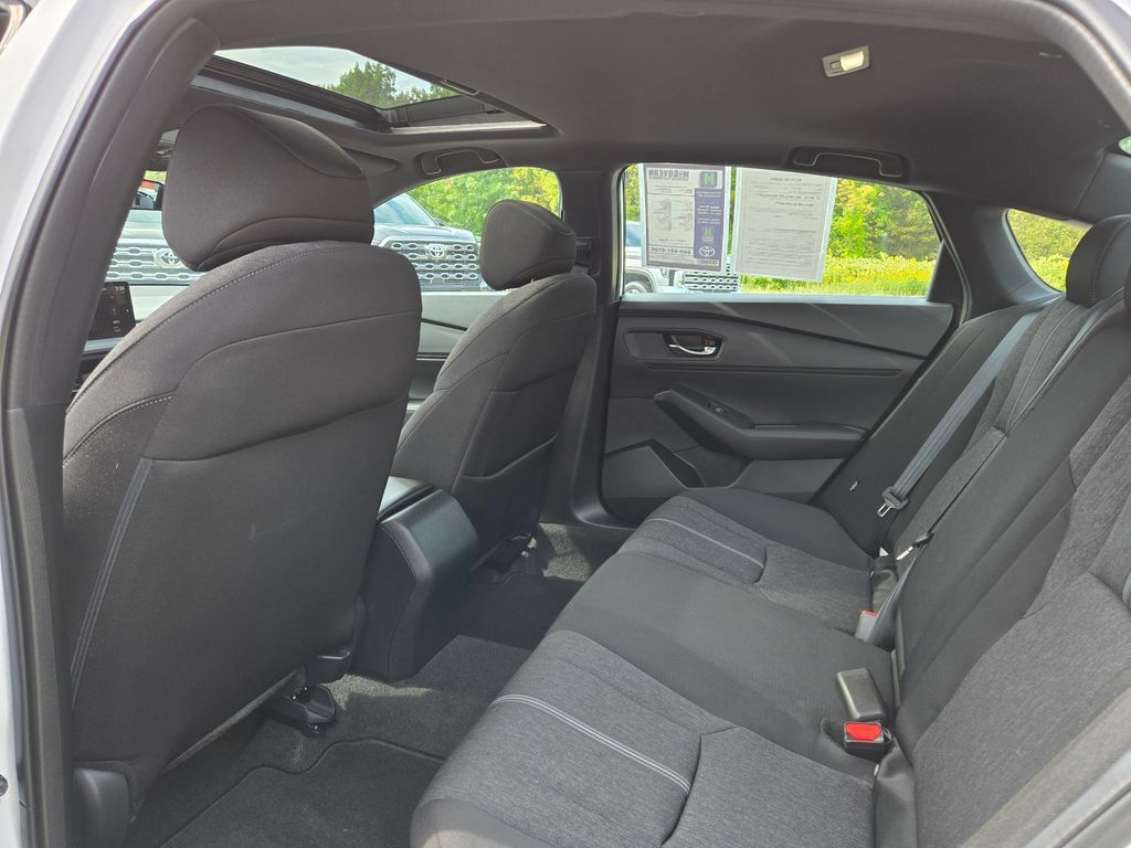 Used 2023 Honda Accord Sport image 14