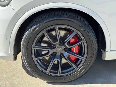 Used 2018 Dodge Durango SRT w/ SRT Interior Appearance Group image 9