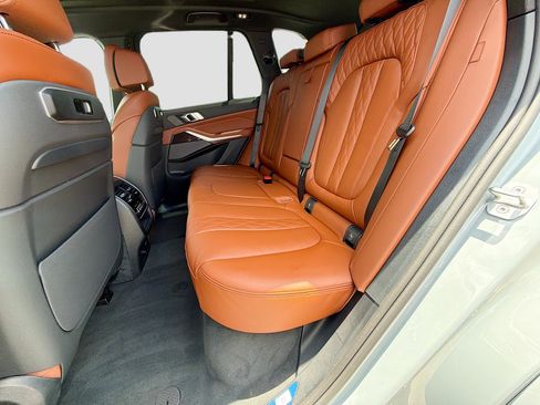 New 2026 BMW X5 xDrive40i w/ Executive Package AWD/4WD image 21