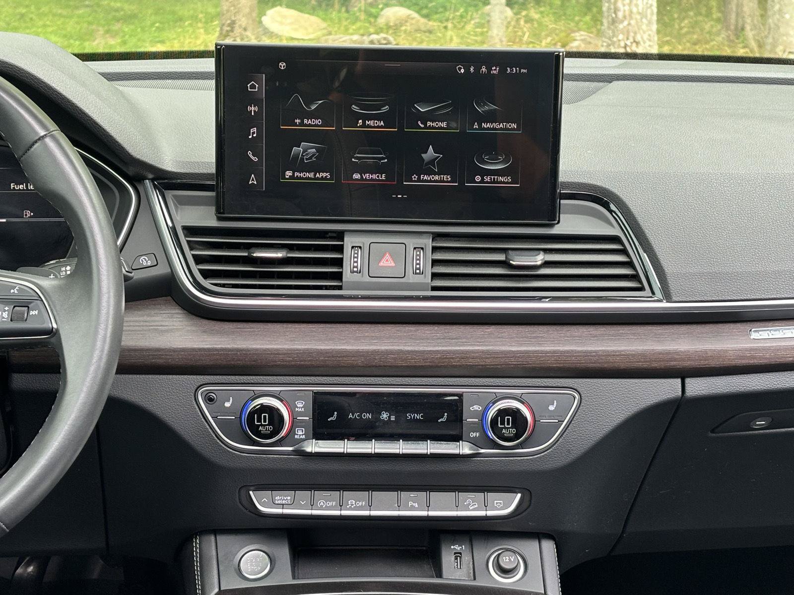 Used 2023 Audi Q5 2.0T Premium Plus w/ Premium Plus Package AWD/4WD image 8