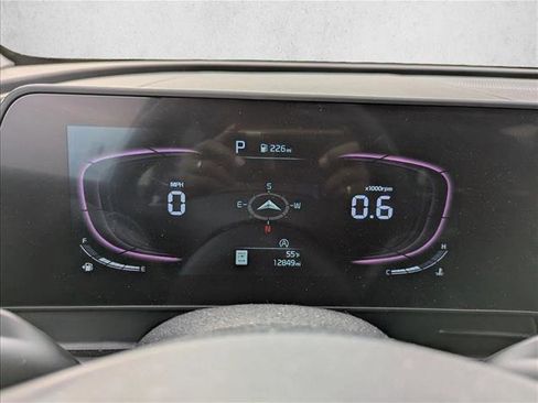 Used 2024 Kia Sportage EX image 16