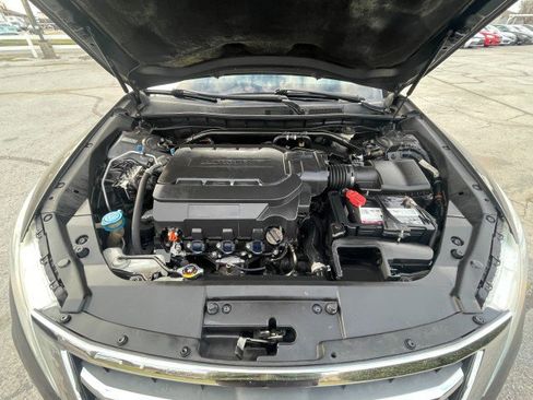 Used 2013 Honda Crosstour EX-L image 19