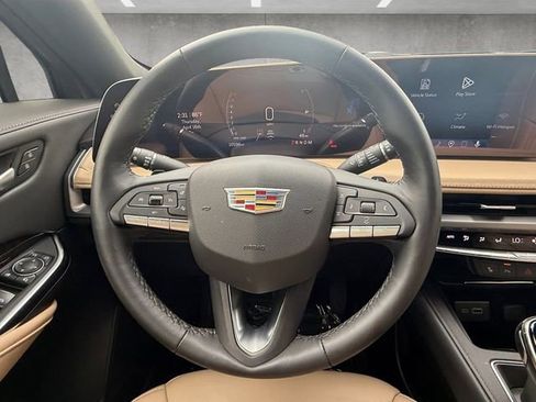 Certified 2025 Cadillac XT4 Premium Luxury w/ Cold Weather Package image 21