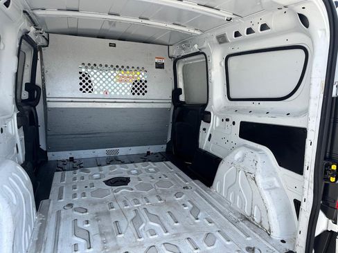 Used 2021 RAM ProMaster City Tradesman image 17