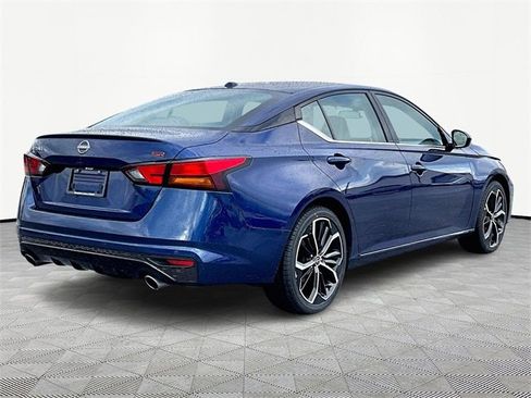 Used 2024 Nissan Altima 2.5 SR image 6