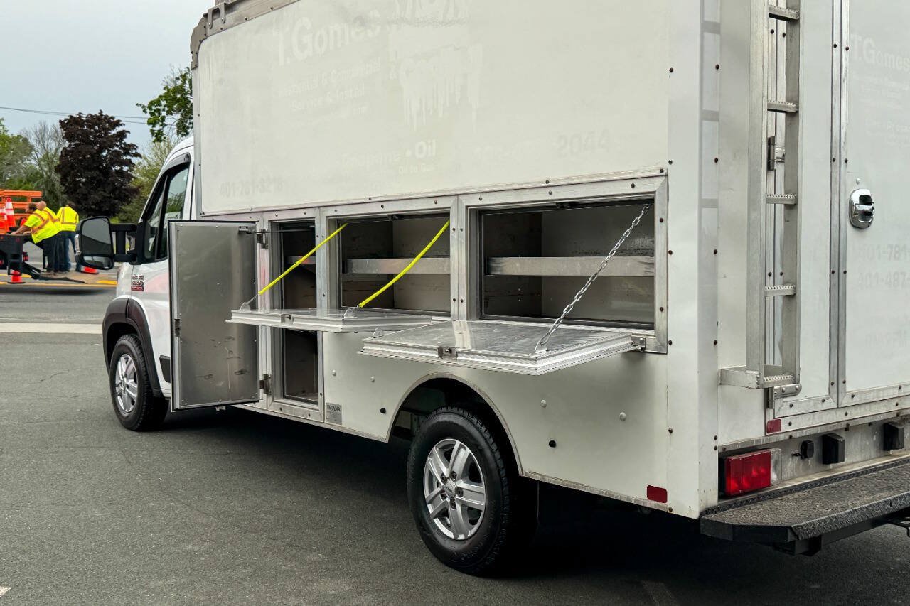 Used 2019 RAM ProMaster 3500 w/ Premium Appearance Group FWD image 21