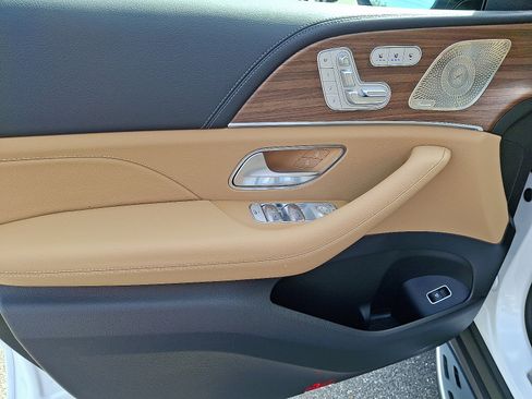 New 2026 Mercedes-Benz GLE 450 4MATIC image 7