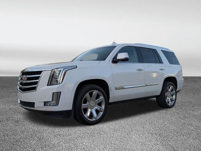 Used 2017 Cadillac Escalade Luxury
