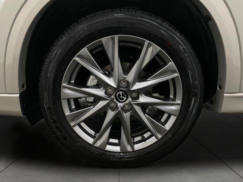 Used 2025 MAZDA CX-5 AWD 2.5 S w/ Premium Plus Pkg image 13