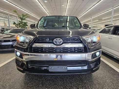 Used 2018 Toyota 4Runner Limited image 2