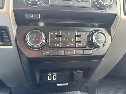 Used 2017 Ford F350 Lariat w/ FX4 4x4 Off Road Package image 29