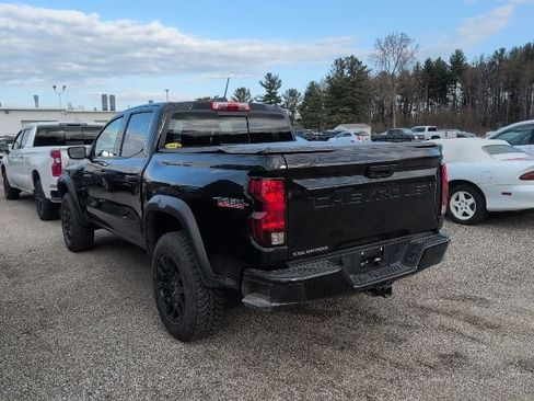 Used 2024 Chevrolet Colorado Trail Boss w/ Advanced Trailering Package image 4