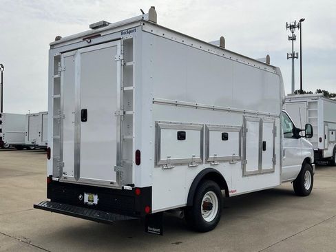 New 2024 Ford E-350 and Econoline 350 Super Duty w/ Power Windows & Locks Group image 3