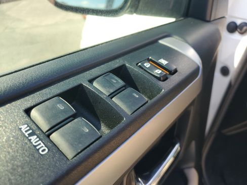 Used 2020 Toyota 4Runner Limited image 11