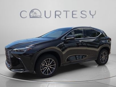 Used 2025 Lexus NX 250 FWD w/ Towing Package (2000 Lbs)