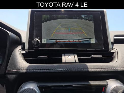 Used 2025 Toyota RAV4 LE FWD image 31