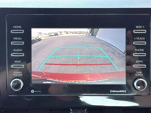 Used 2021 Toyota Camry SE image 24