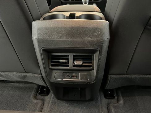 Used 2026 Chevrolet Colorado Z71 AWD/4WD image 21
