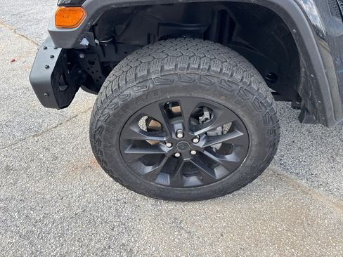 Used 2025 Jeep Wrangler Backcountry image 11